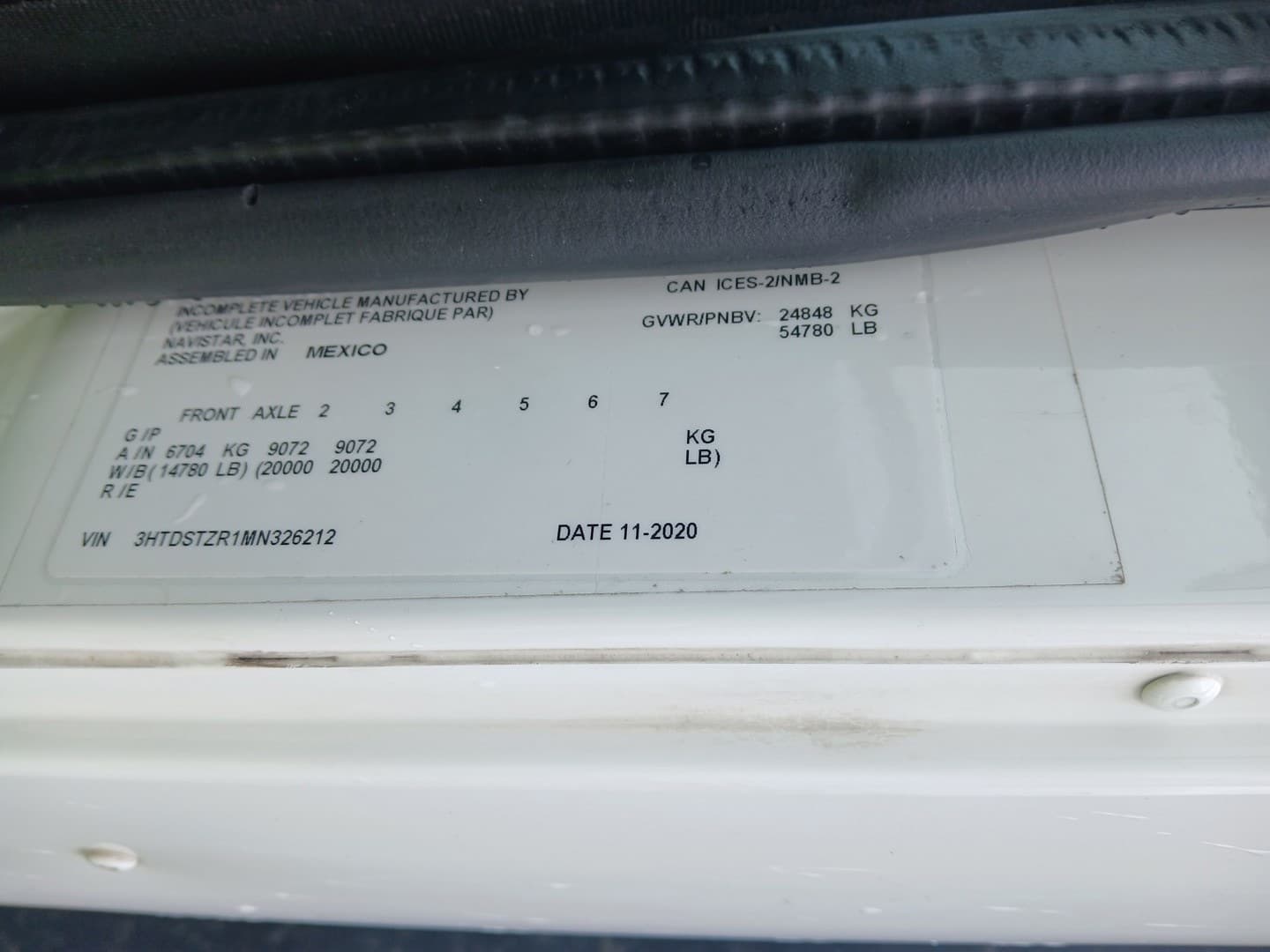 2021 International HX — photo 3