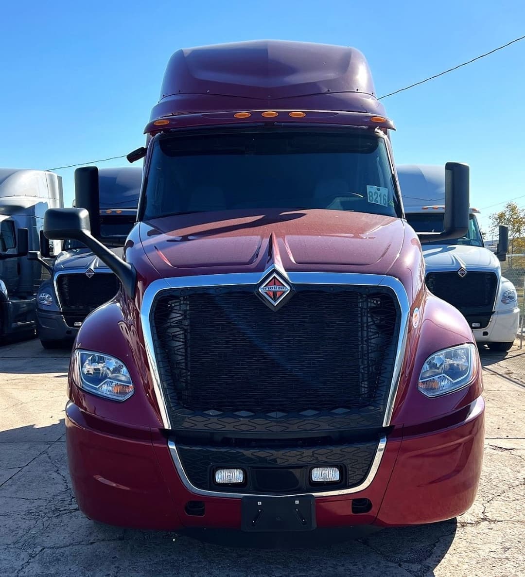 2025 International LT — photo 7