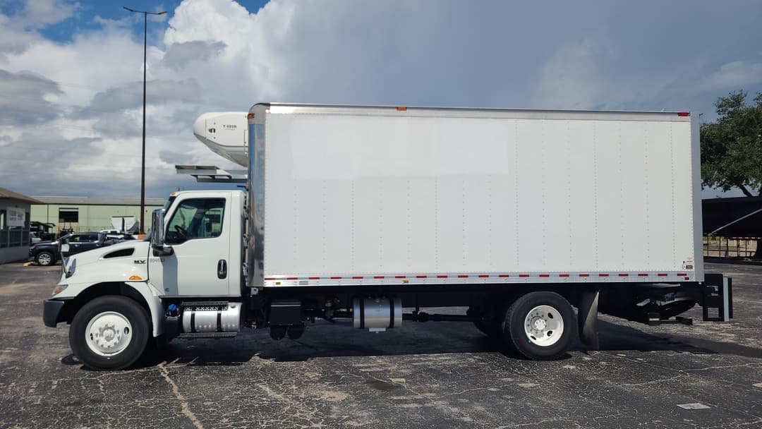 2019 International MV — photo 5