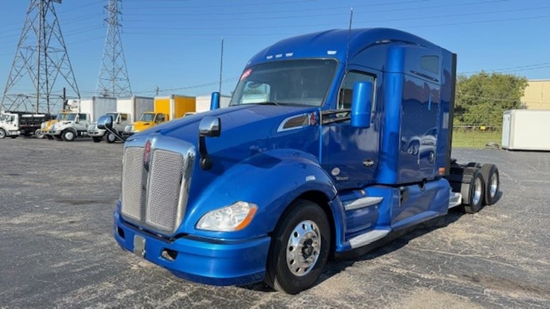 2021 Kenworth T680 — photo 9
