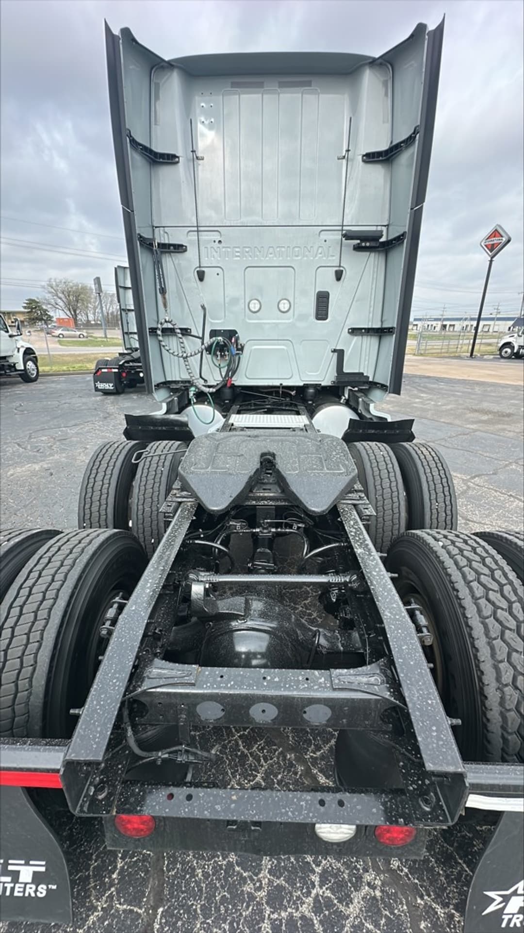 2023 International LT — photo 7