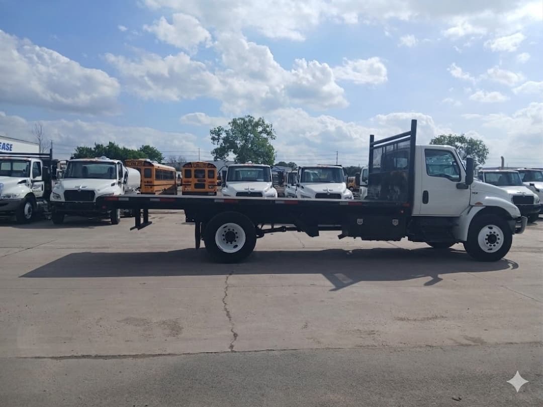 2022 International MV — photo 7