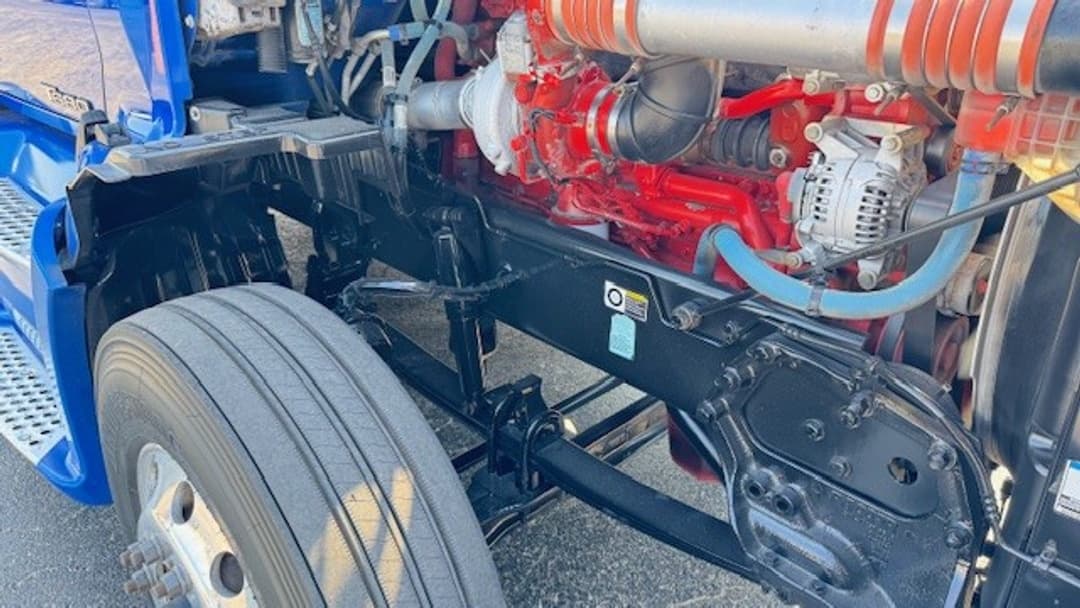 2021 Kenworth T680 — photo 12
