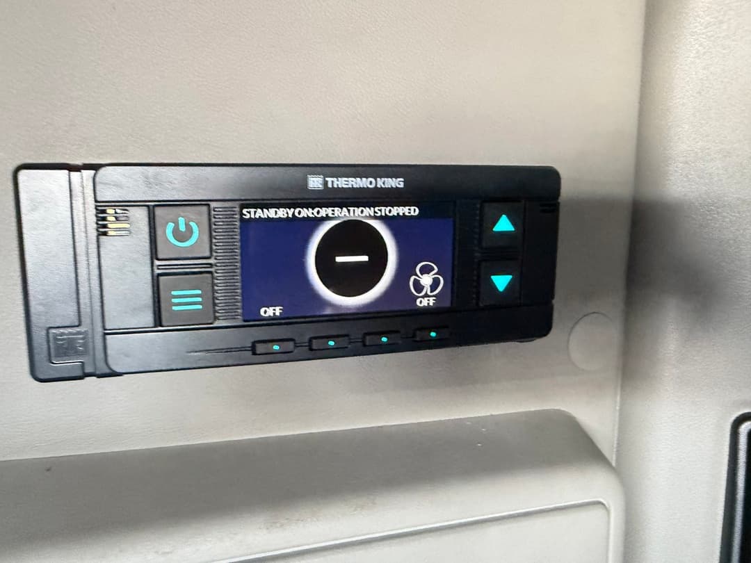 2025 International LT — photo 14