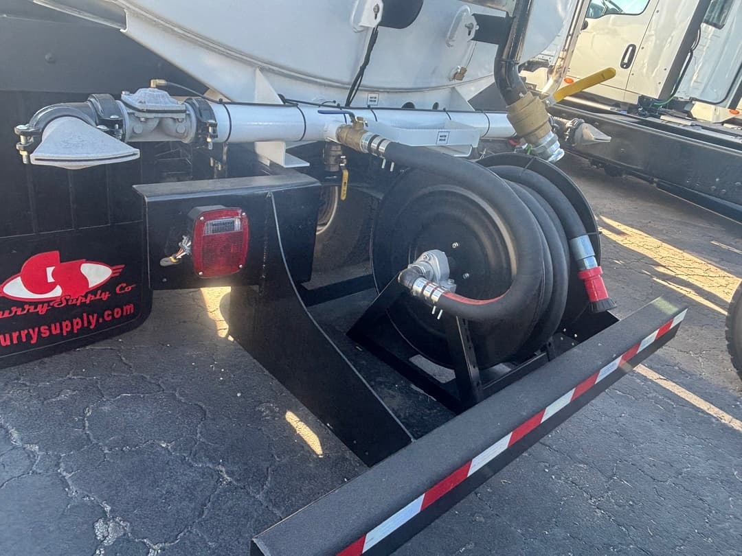 2025 International MV — photo 9