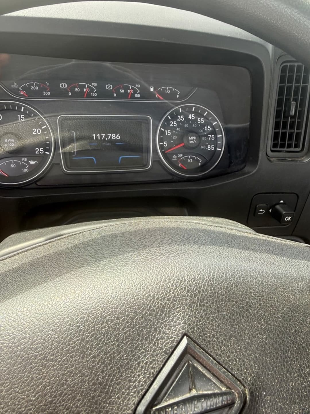 2021 International LT — photo 6