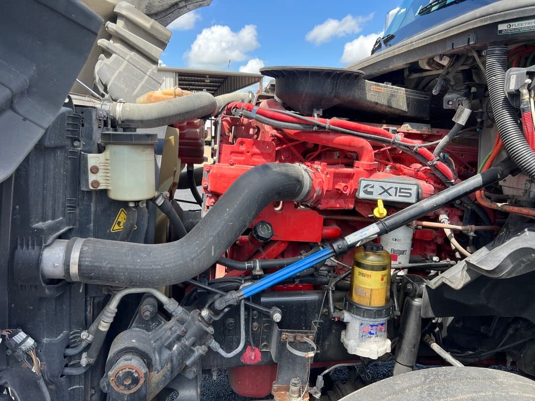 2022 International LT — photo 11