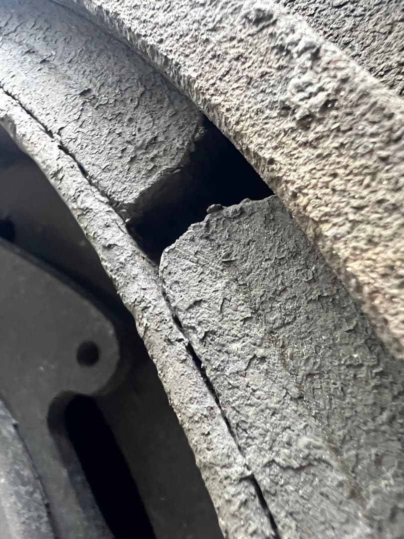 2022 International LT — photo 8