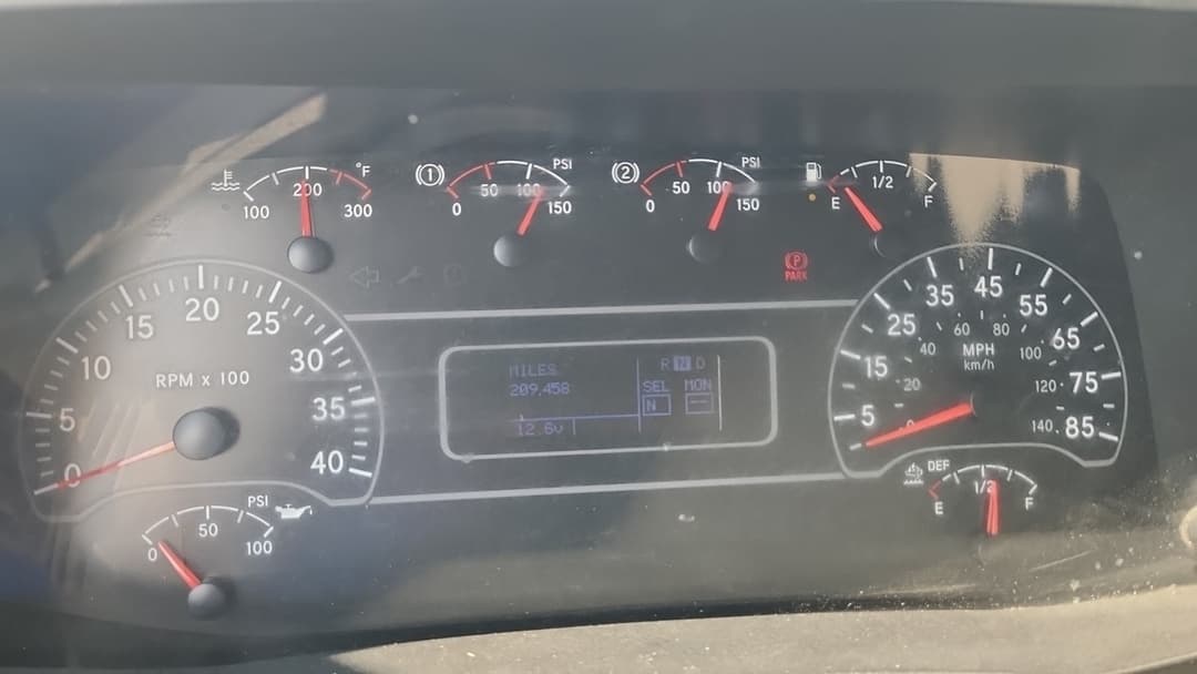 2019 International MV — photo 2