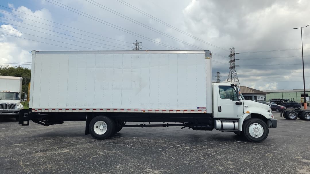 2019 International MV — photo 12