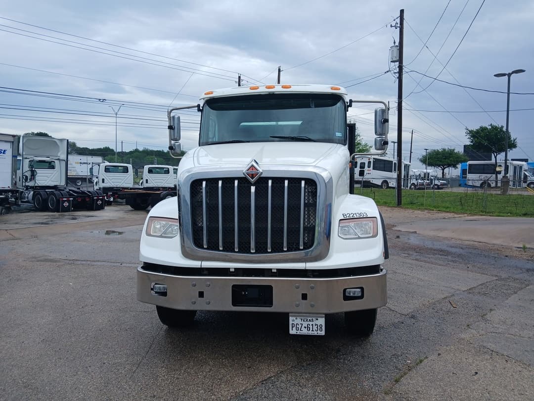 2021 International HX — photo 5