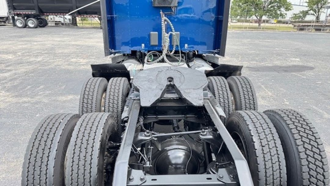 2019 Kenworth T680 — photo 6