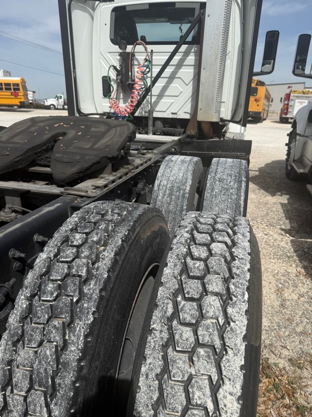 2021 International LT — photo 4