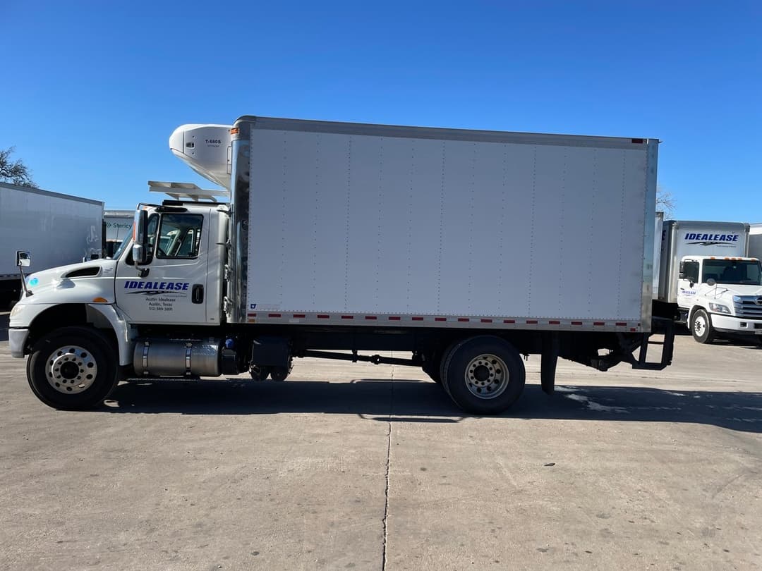 2017 International MV — photo 7