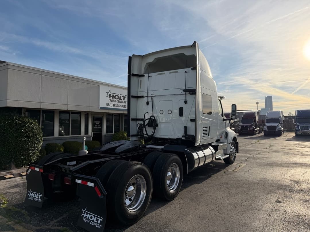 2021 International LT — photo 15