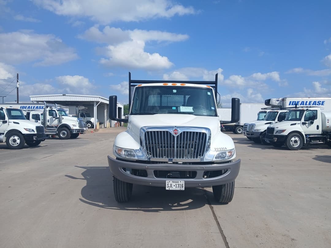 2022 International MV — photo 4