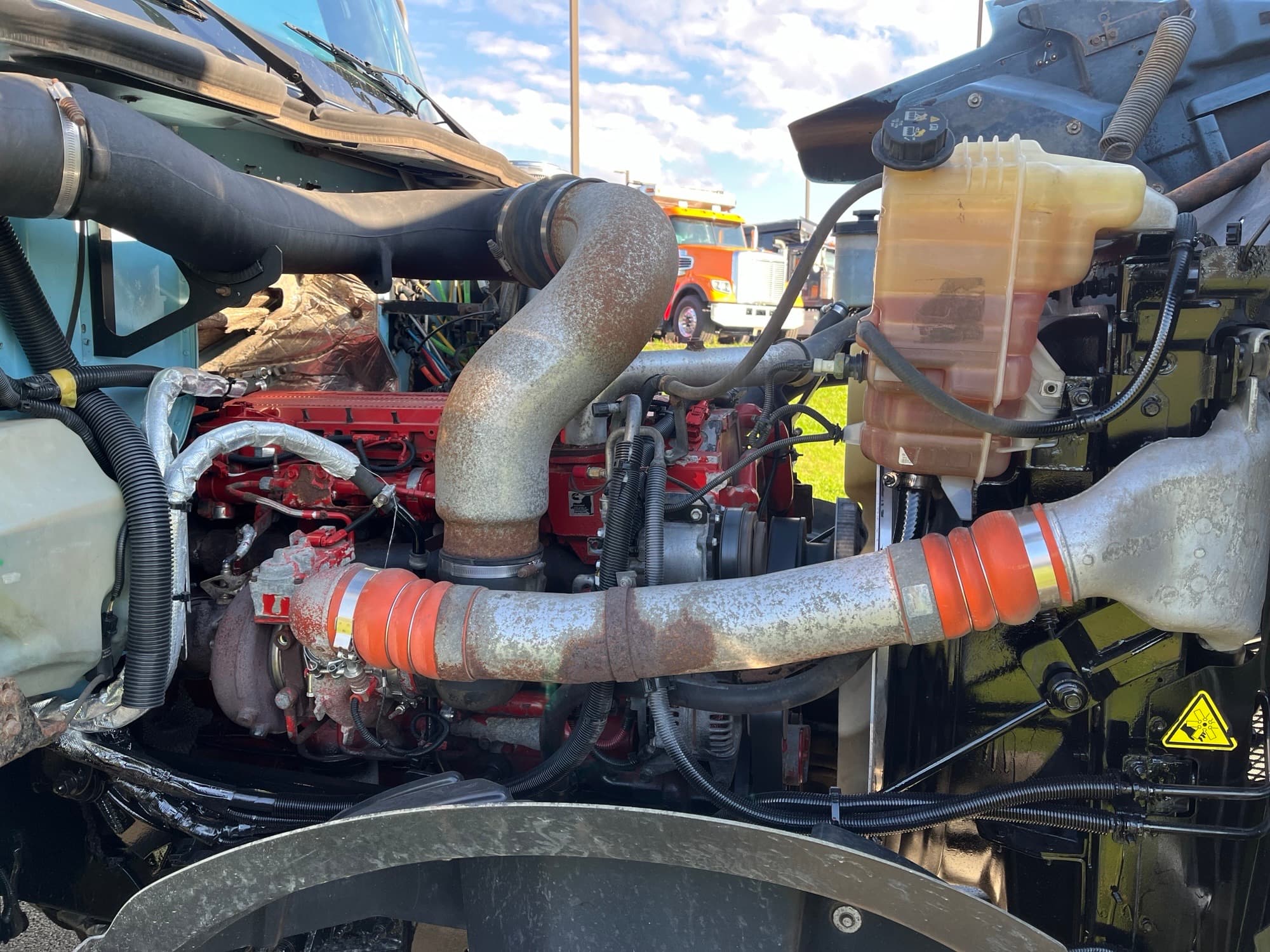 2018 International HX — photo 9