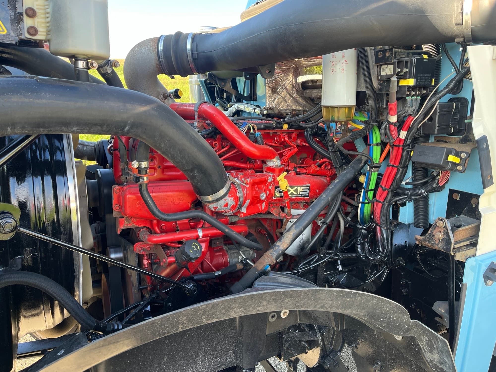 2018 International HX — photo 10