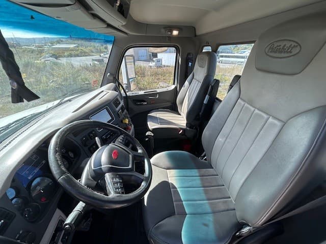 2018 Peterbilt 579 — photo 7