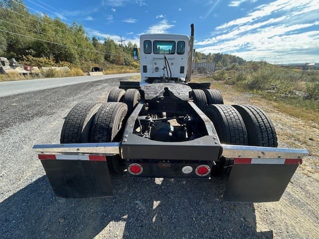 2018 Peterbilt 579 — photo 14