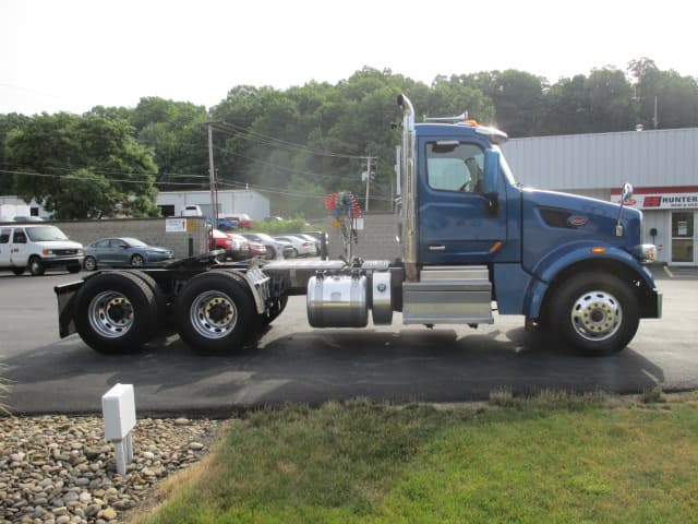 2020 Peterbilt 567 — photo 6