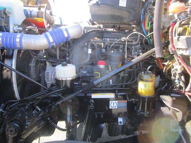 2020 Peterbilt 567 — photo 10