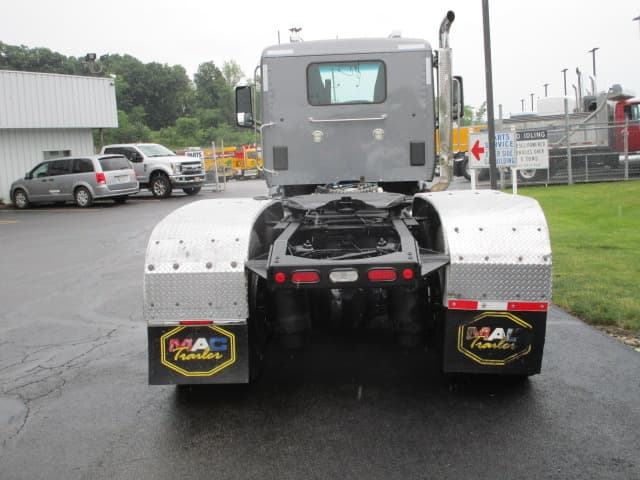 2020 Peterbilt 567 — photo 4