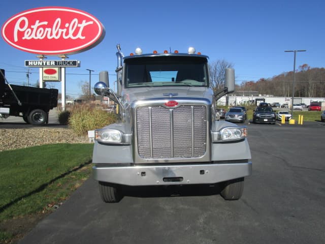 2020 Peterbilt 567 — photo 9