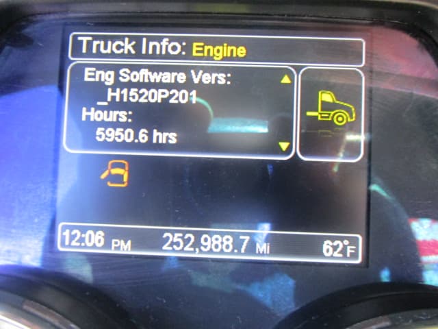 2020 Peterbilt 567 — photo 15