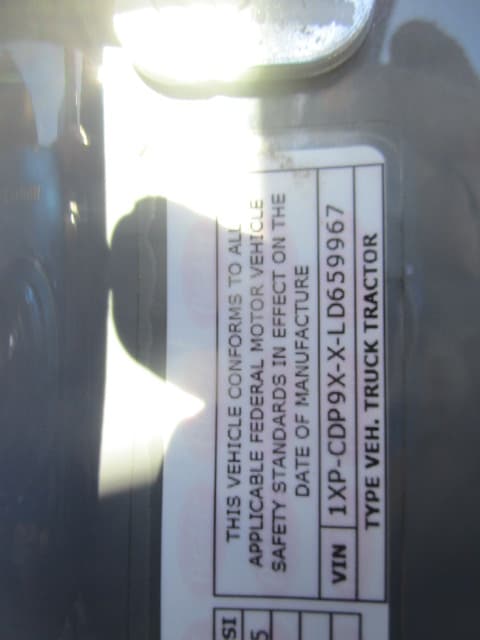 2020 Peterbilt 567 — photo 16