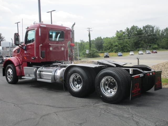 2020 Peterbilt 567 — photo 3