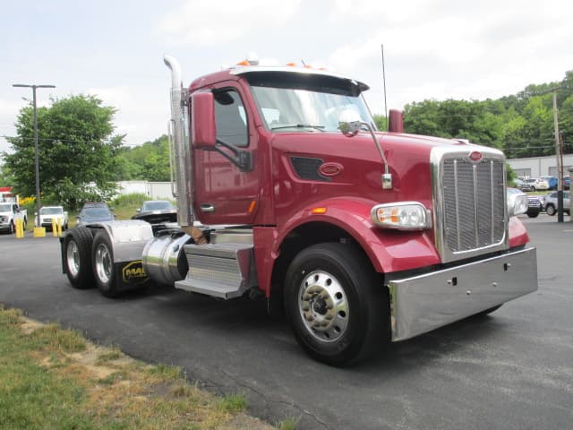 2020 Peterbilt 567 — photo 8