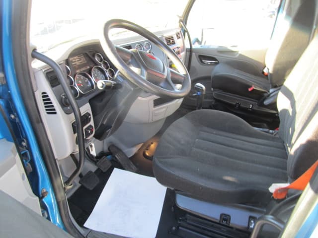 2020 Peterbilt 567 — photo 9