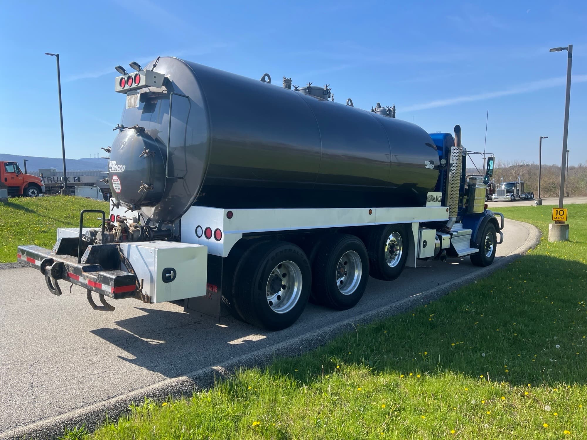 2019 Kenworth T800 — photo 4