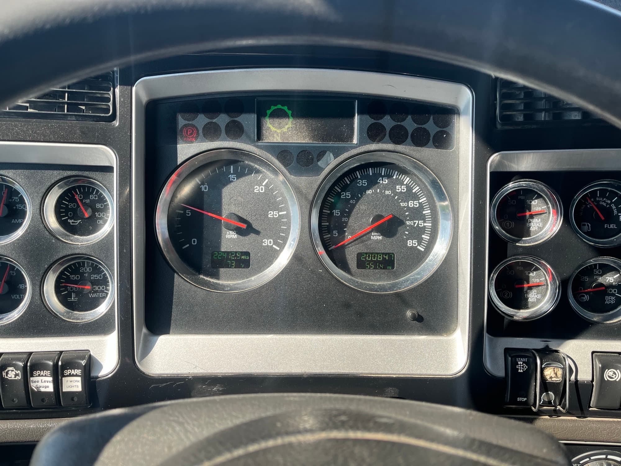 2019 Kenworth T800 — photo 11