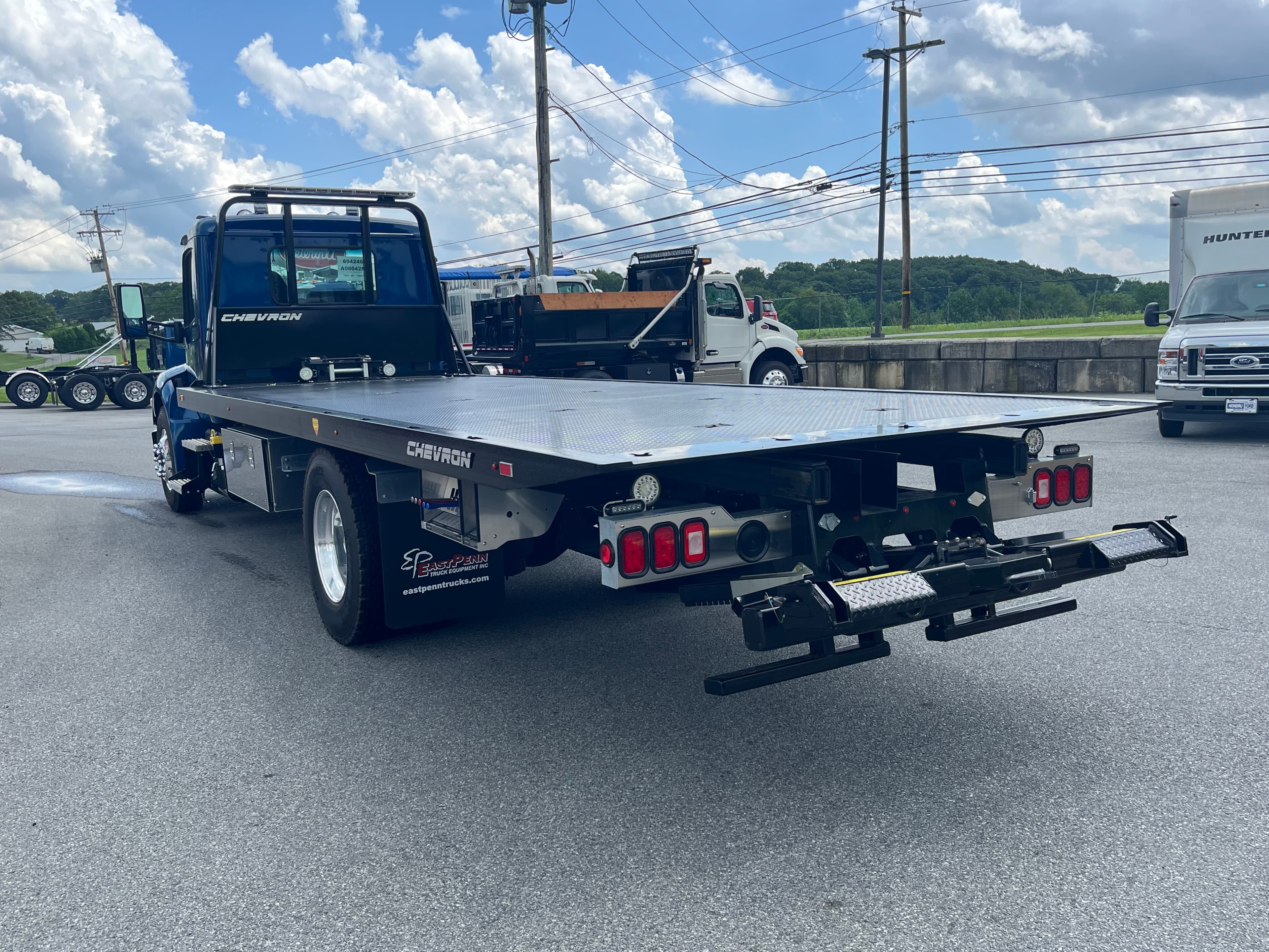 2025 Peterbilt — photo 6