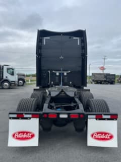 2025 Peterbilt 579 — photo 5