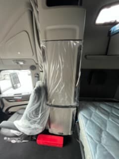 2025 Peterbilt 579 — photo 10