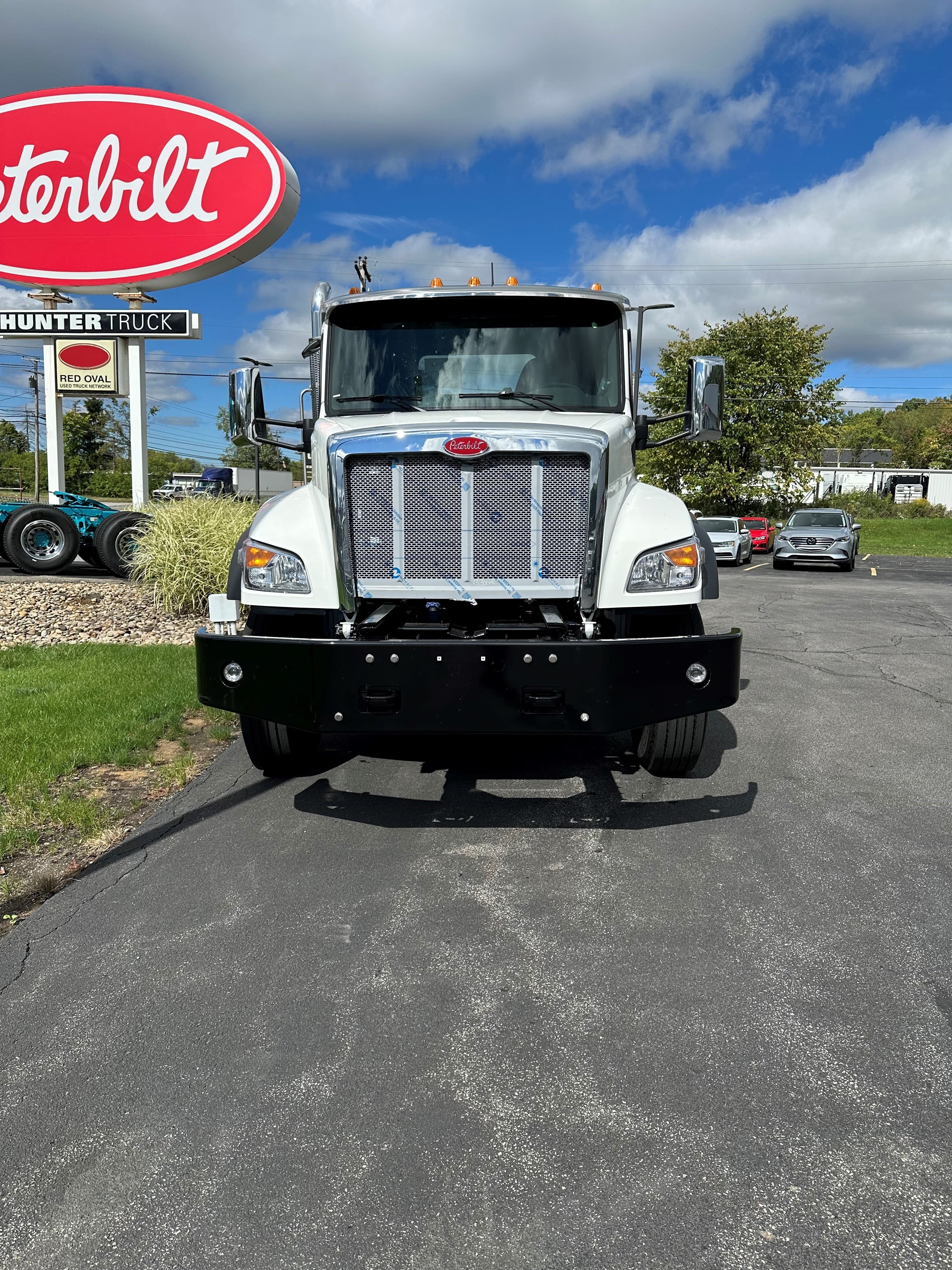 2025 Peterbilt 548 — photo 13