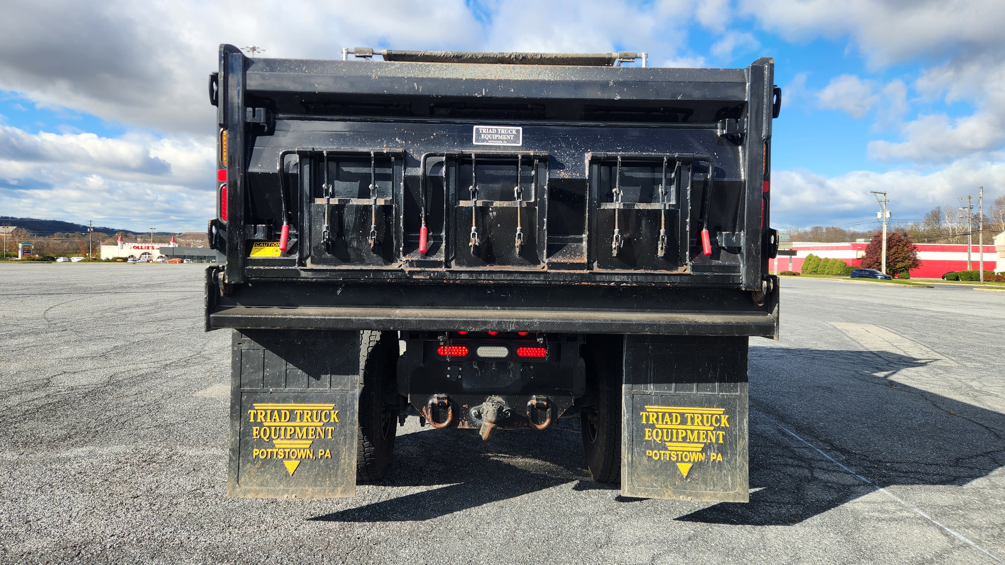 2025 Peterbilt — photo 6