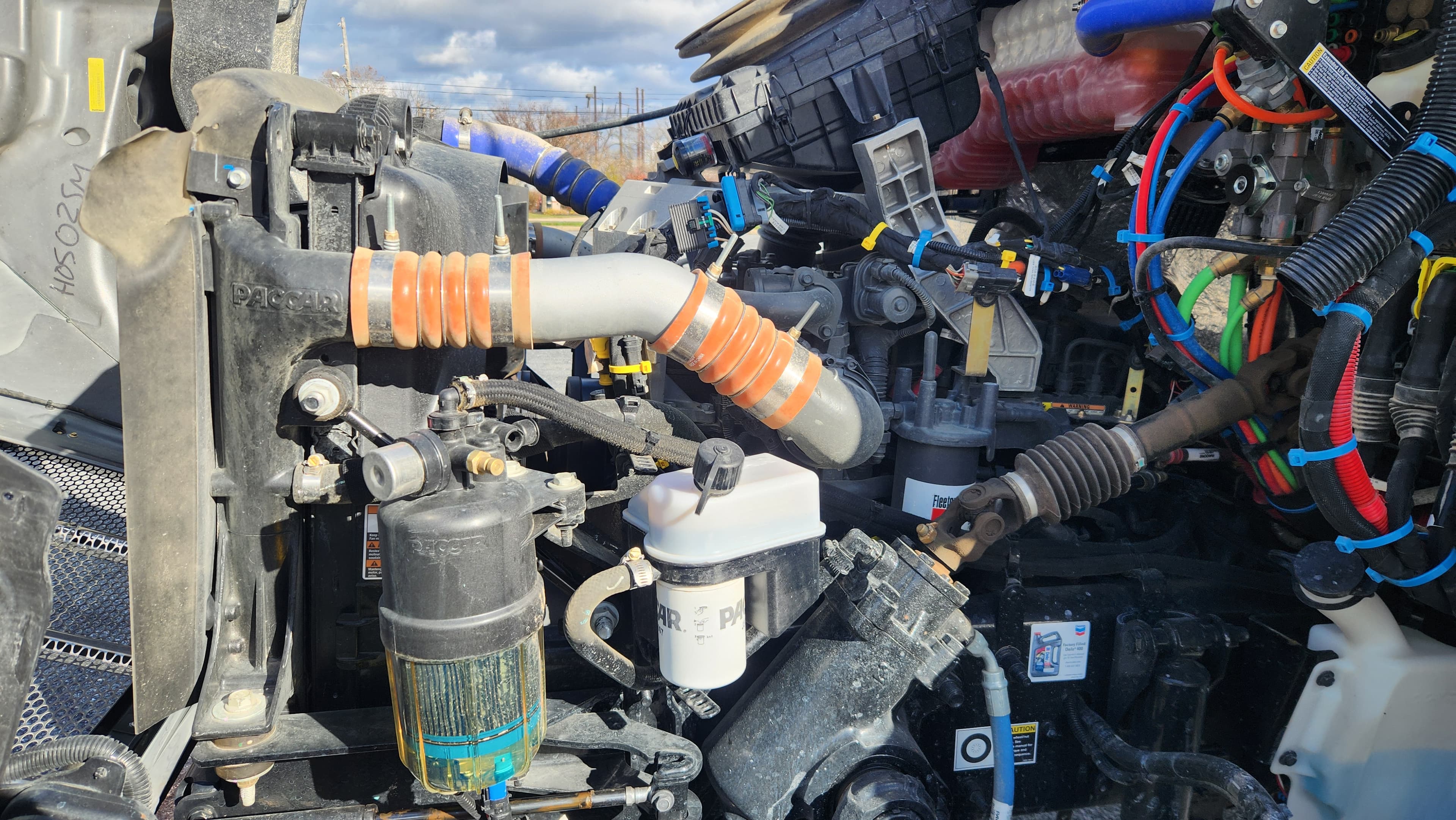 2025 Peterbilt — photo 9