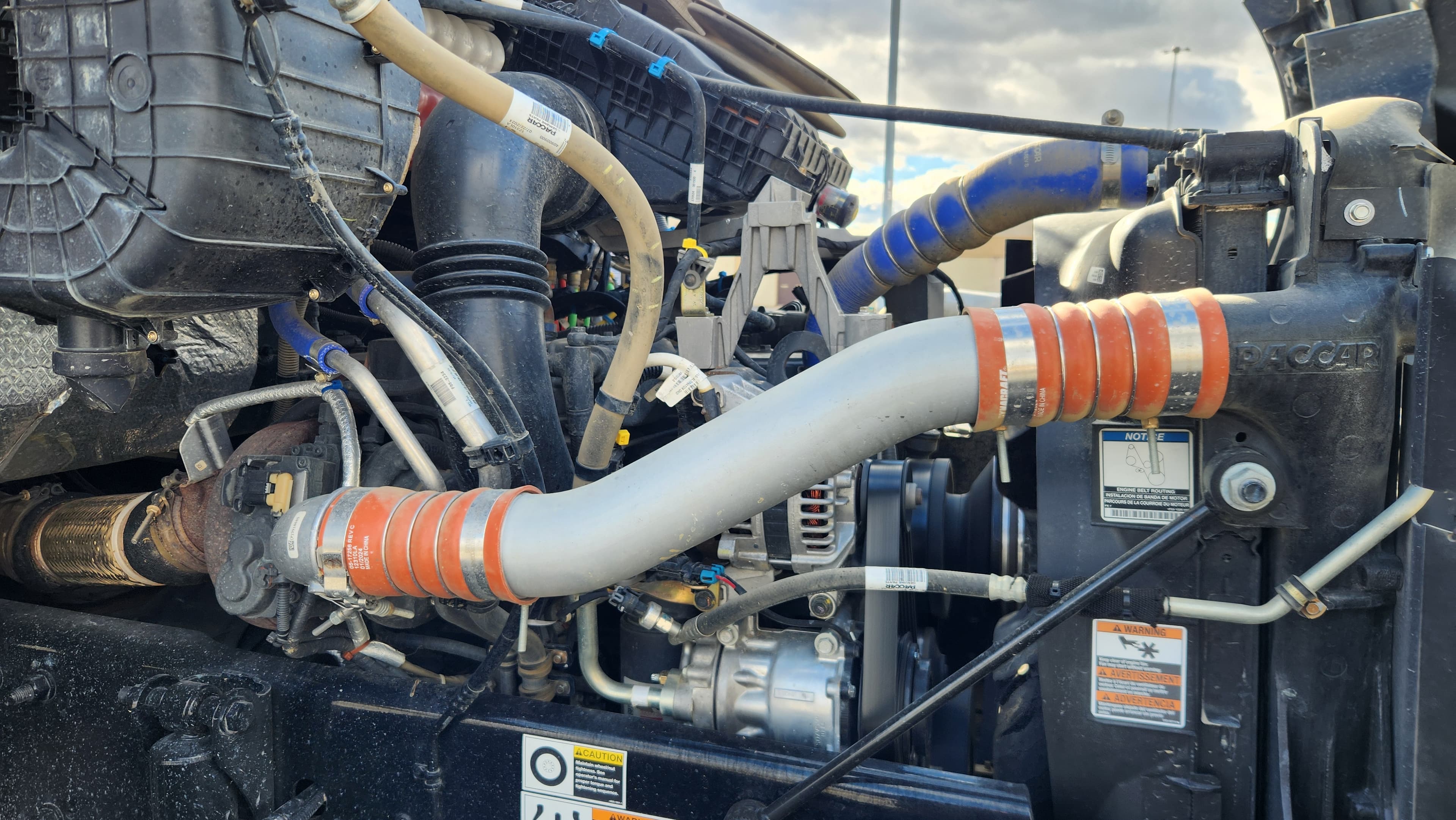 2025 Peterbilt — photo 11