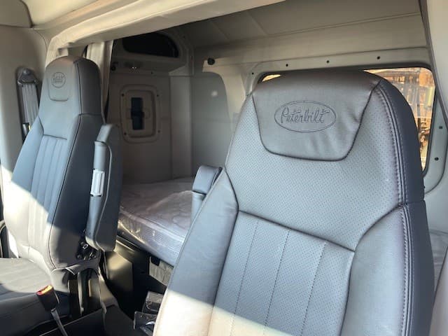 2025 Peterbilt 567 — photo 5