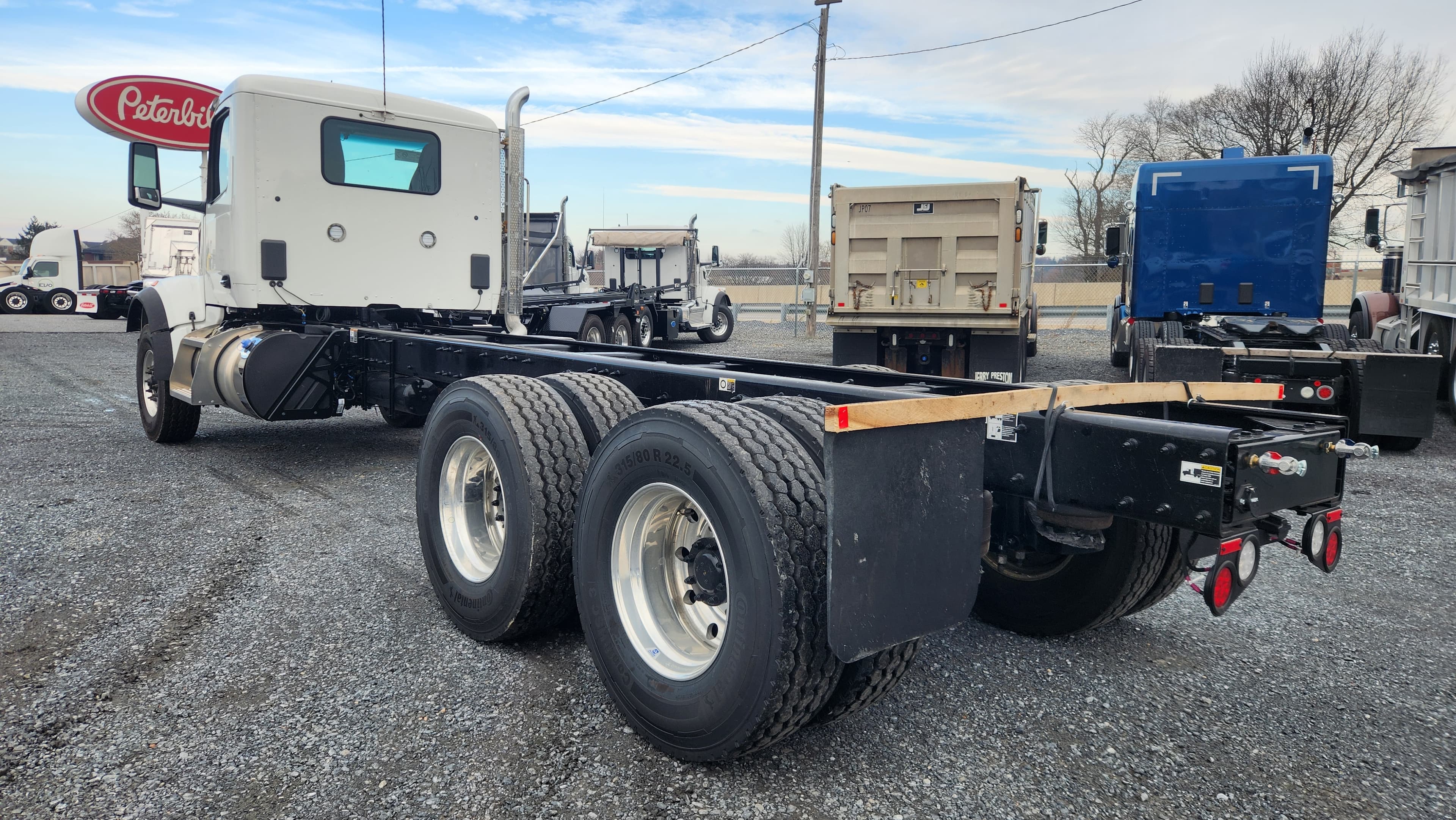 2026 Peterbilt 567 — photo 7