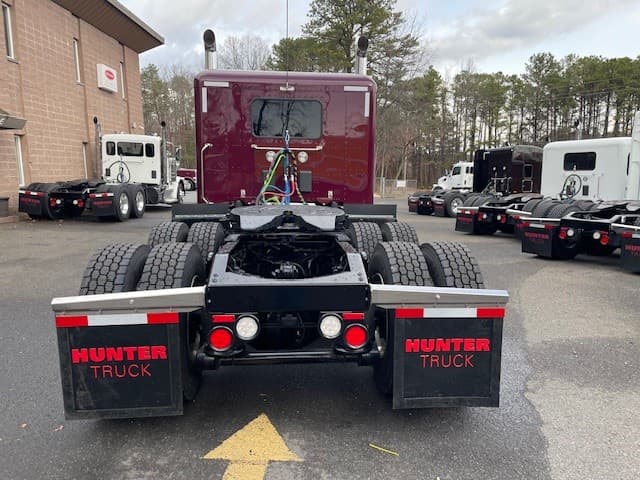 2025 Peterbilt 589 — photo 7