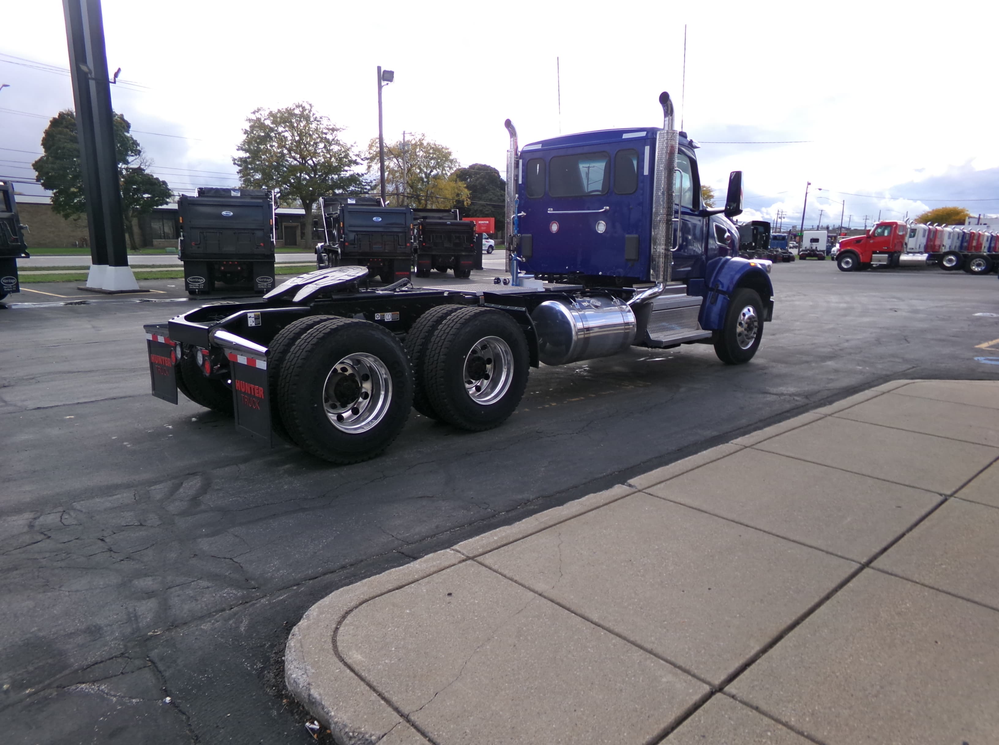 2025 Peterbilt 567 — photo 7
