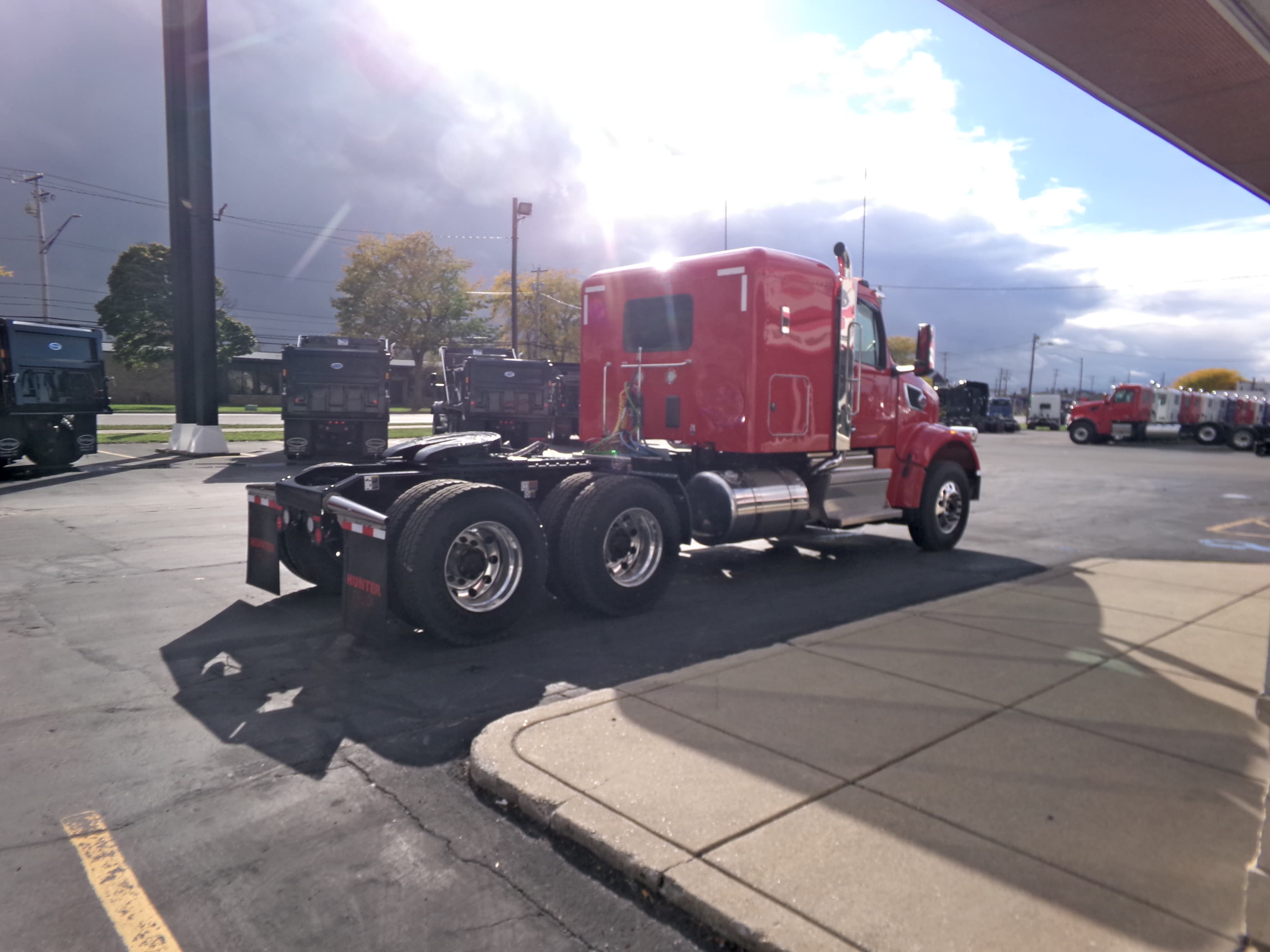 2025 Peterbilt 567 — photo 7