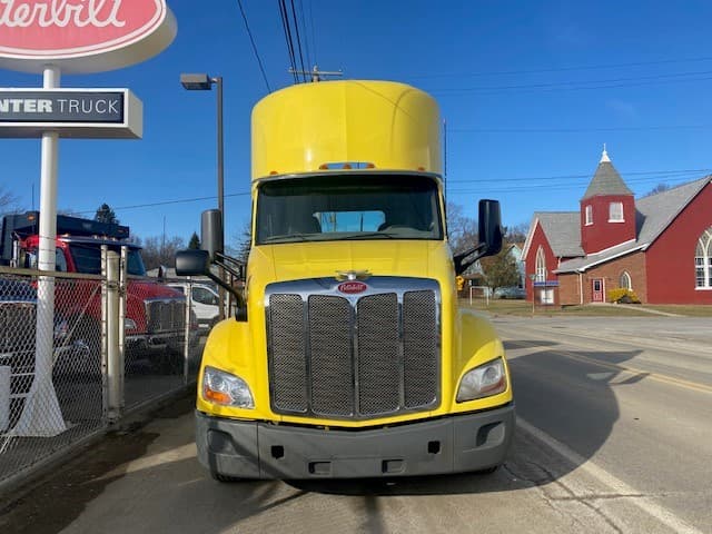 2021 Peterbilt 579 — photo 3