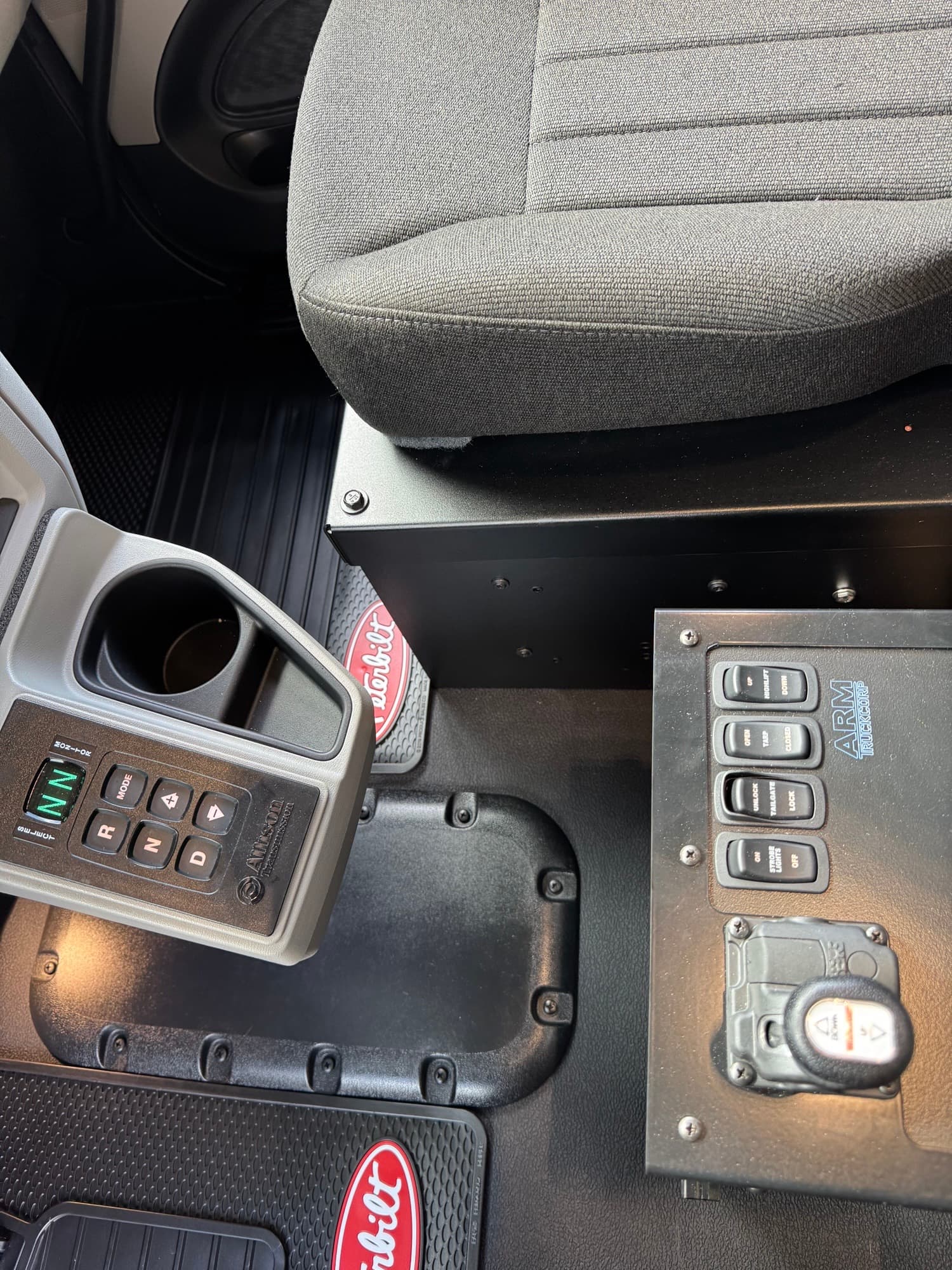 2026 Peterbilt 567 — photo 6