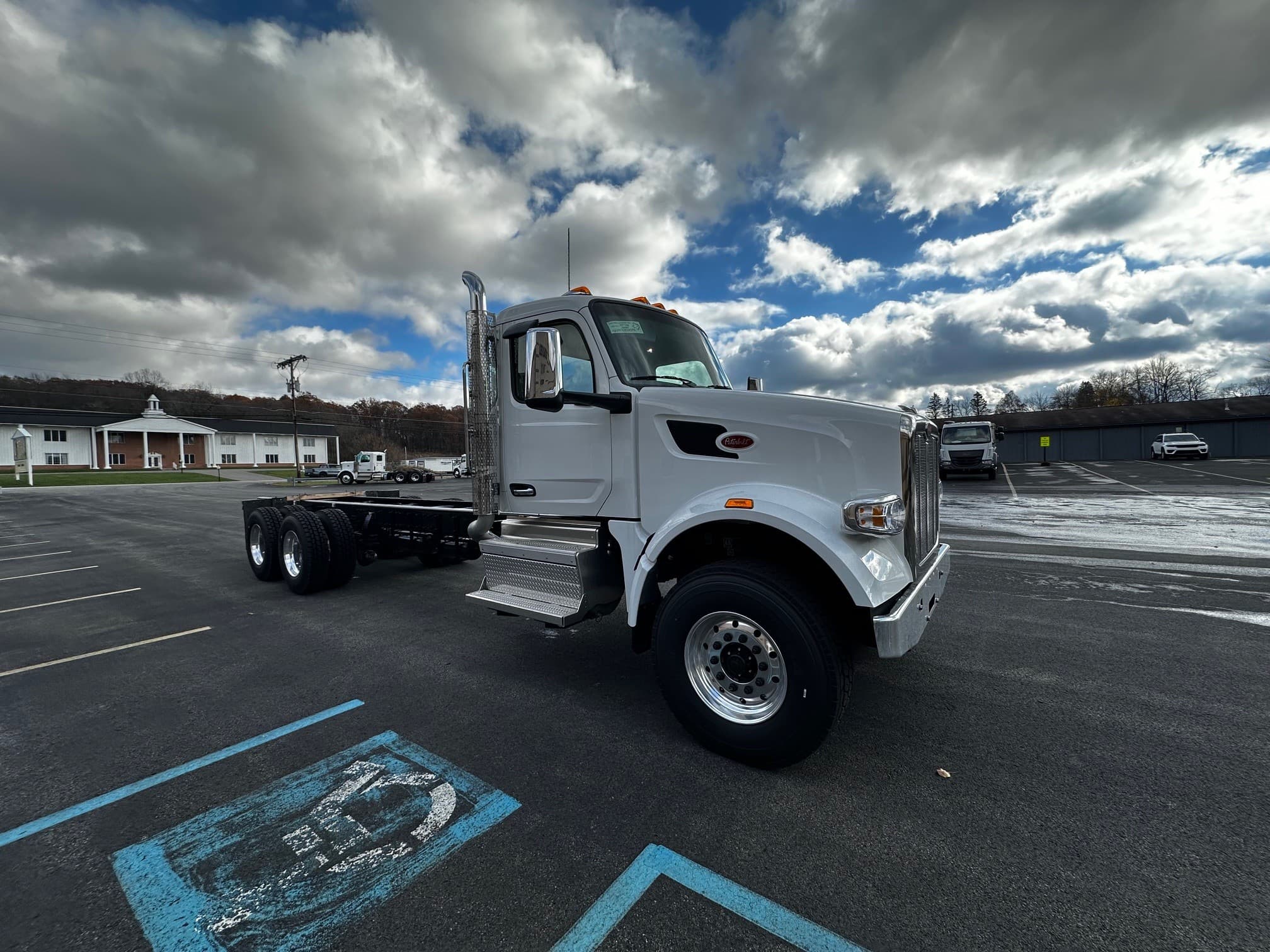 2026 Peterbilt 567 — photo 7